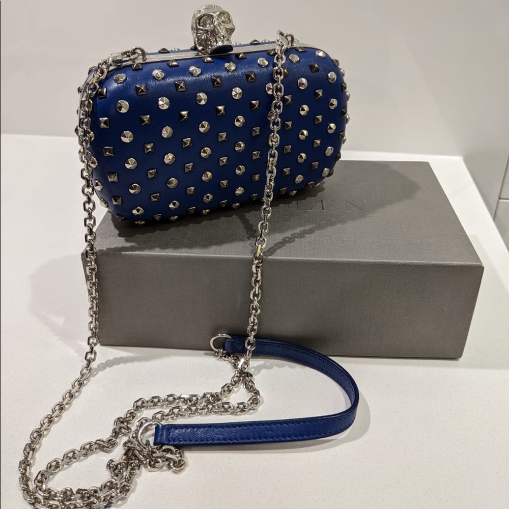 [Authentic] Alexander McQueen Skull Box Studded Clutch